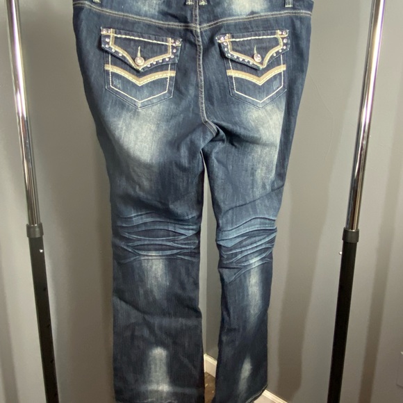 ZCO jeans. Plus size 20.  Distressed. Boot cut - Picture 7 of 9